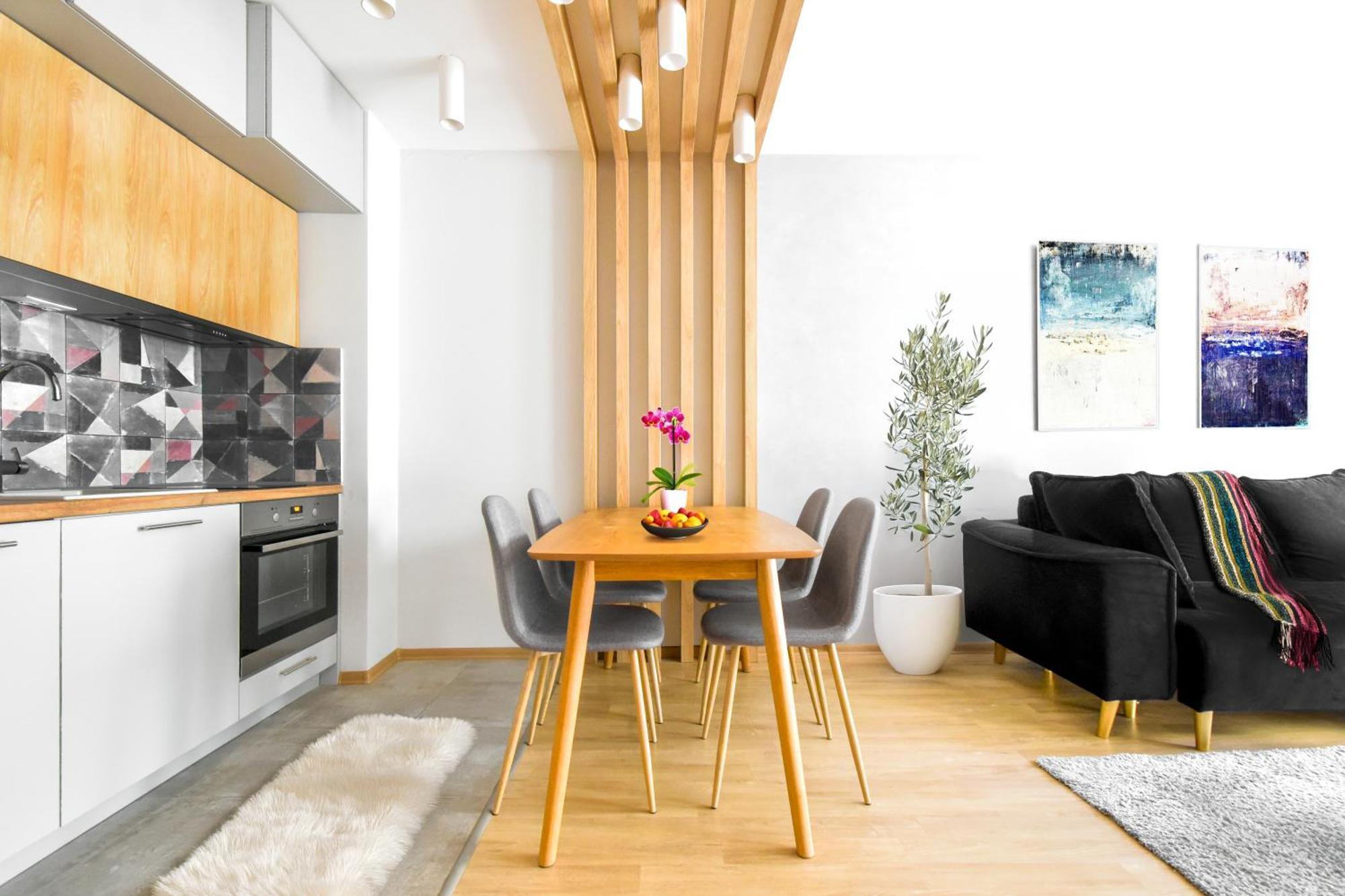 Hébergement de vacances Downtown - Netflix - Ac - Next To Metro And Train